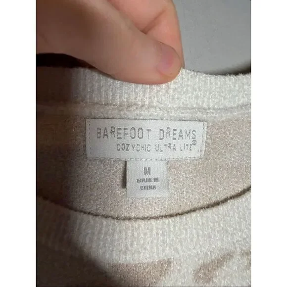 Barefoot dreams cozy chic ultra lite cream & stone slouchy pull over sweater - Picture 4 of 9